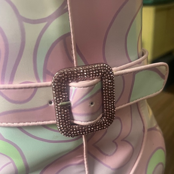 Dolls Kill x Sugar Thrills Retro pink swirl platform booties - Picture 5 of 5